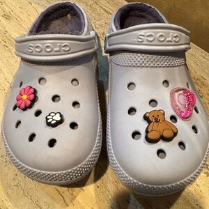 CROCS Women's Lavender Mules with Fun Charms